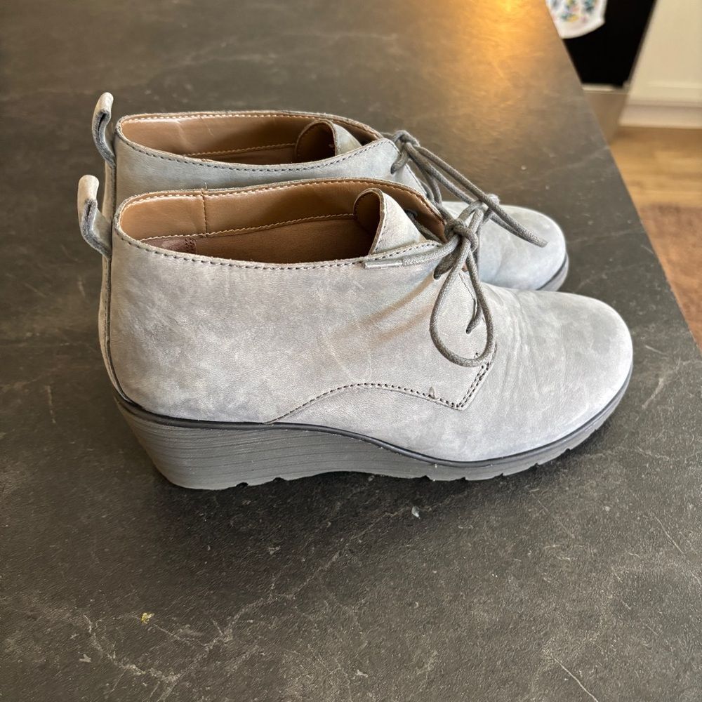 Dansko Cadee Suede Laced Wedges Size 37